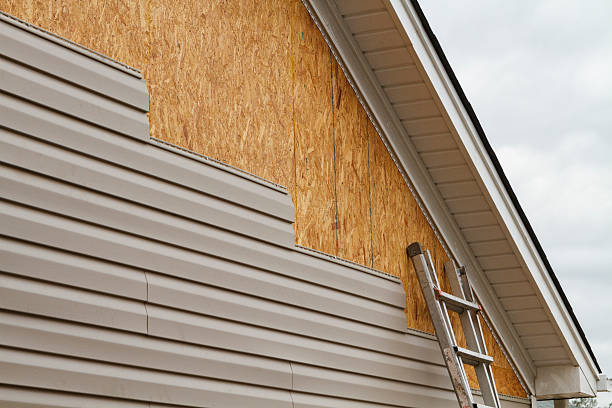24/7 Emergency Siding Repair experts in Fredonia, NY